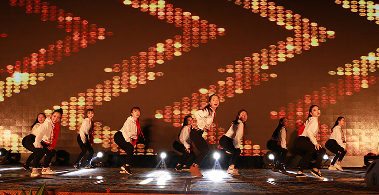 1514995809426531.jpg 开场舞.jpg